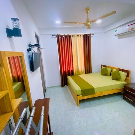 Sparkling Resort Kataragama Kültér fotó