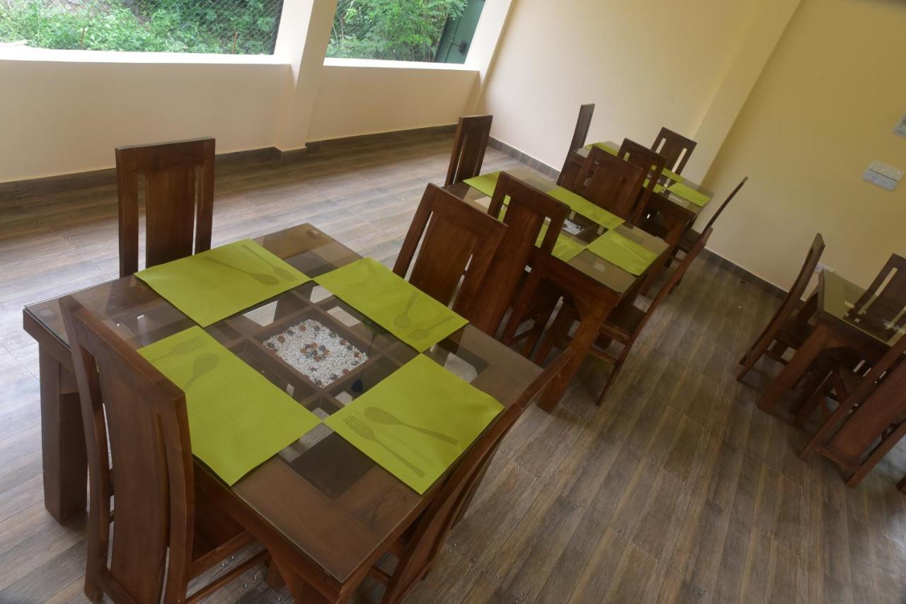 Sparkling Resort Kataragama Kültér fotó