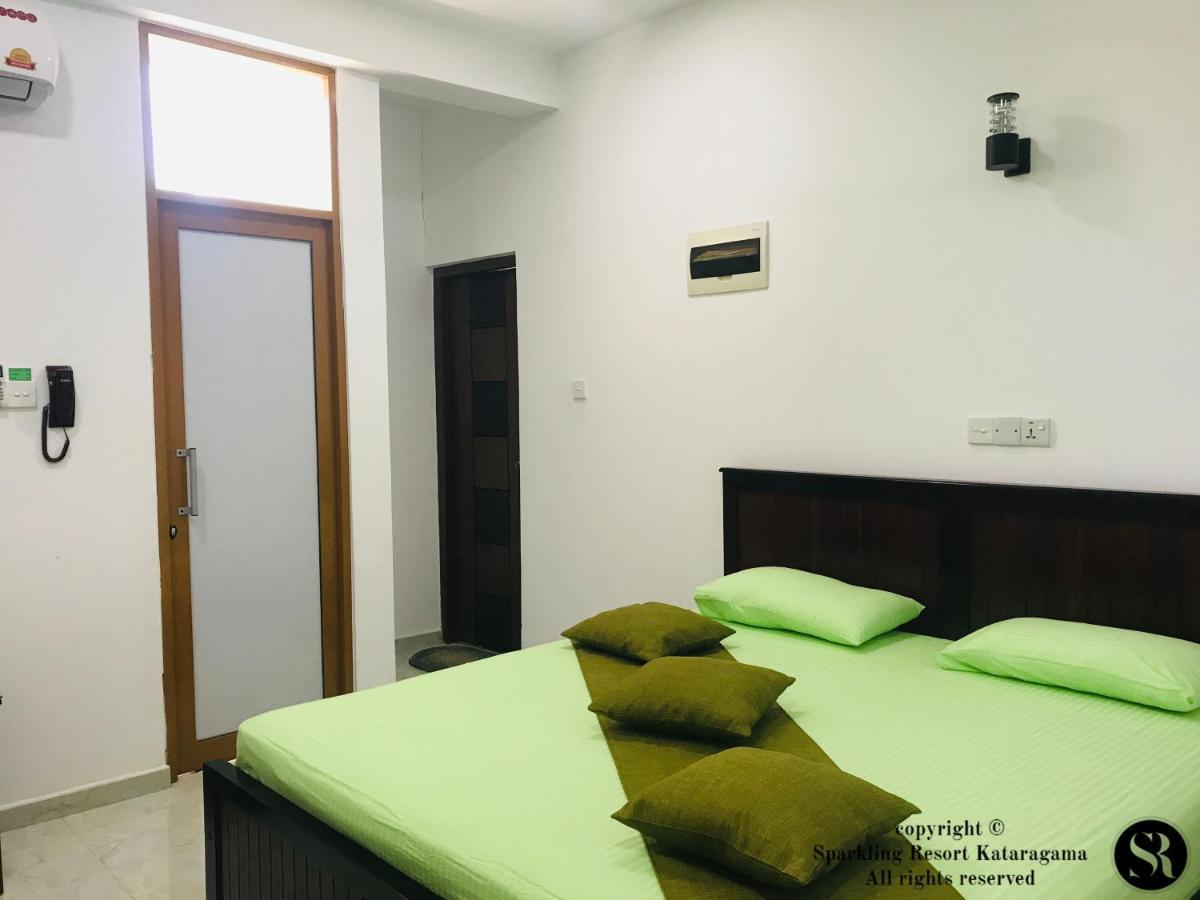 Sparkling Resort Kataragama Kültér fotó