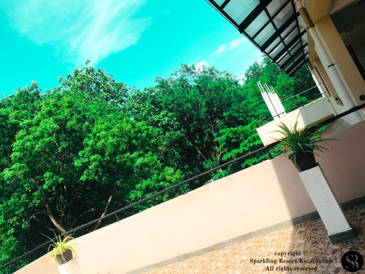 Sparkling Resort Kataragama Kültér fotó