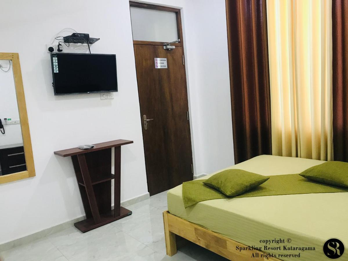 Sparkling Resort Kataragama Kültér fotó
