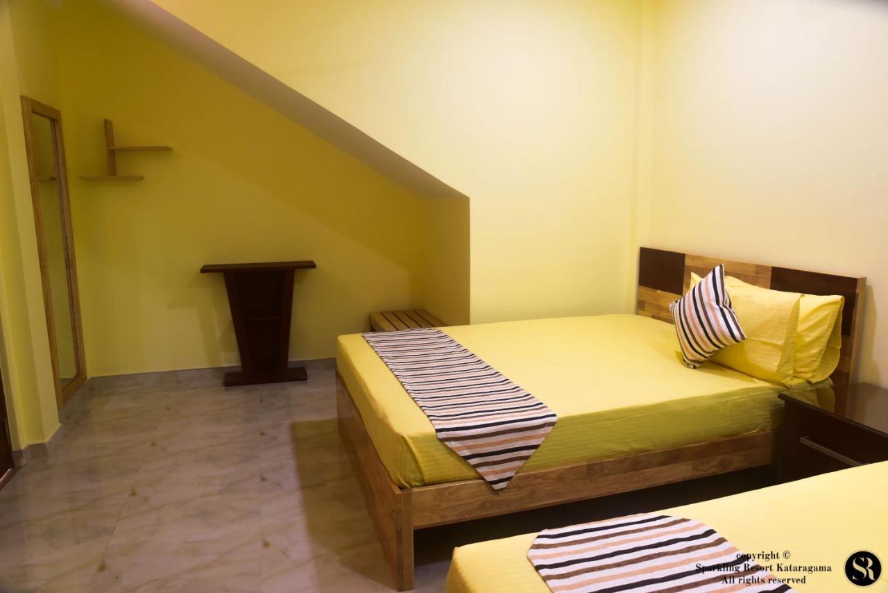 Sparkling Resort Kataragama Kültér fotó