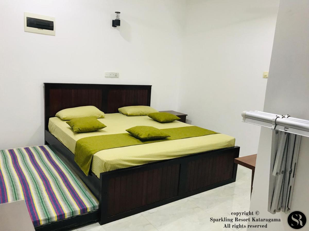 Sparkling Resort Kataragama Kültér fotó