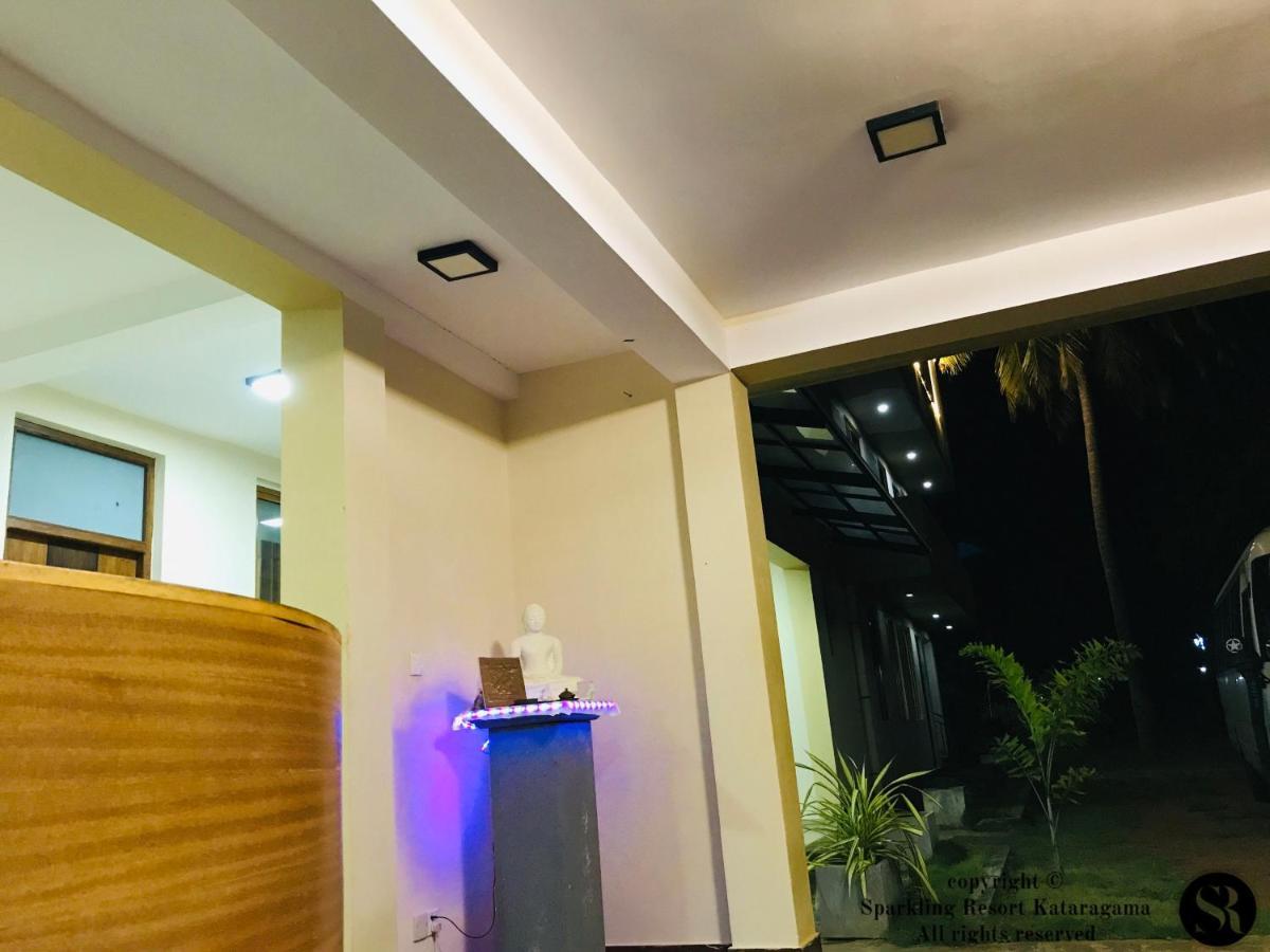 Sparkling Resort Kataragama Kültér fotó