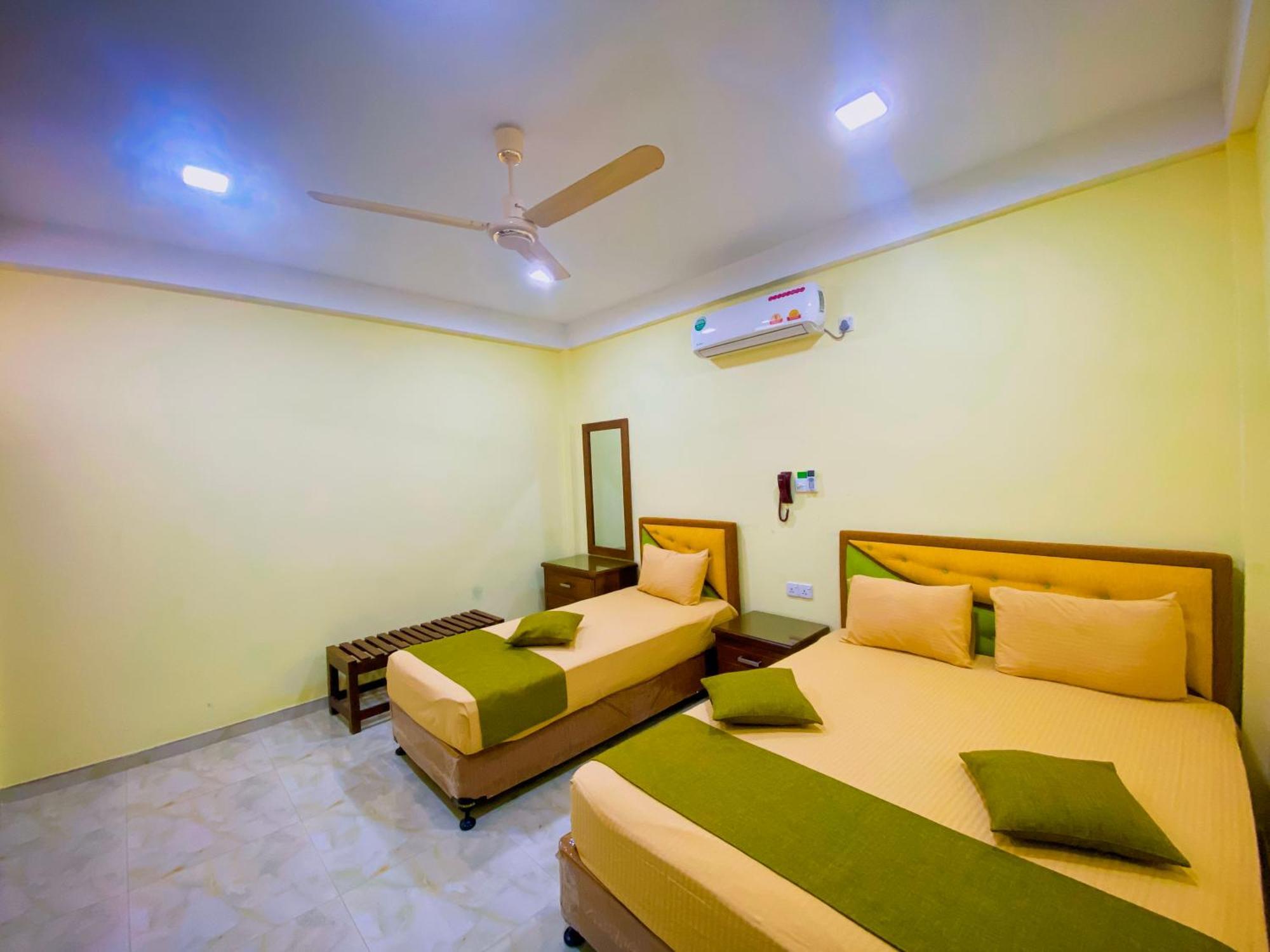 Sparkling Resort Kataragama Kültér fotó